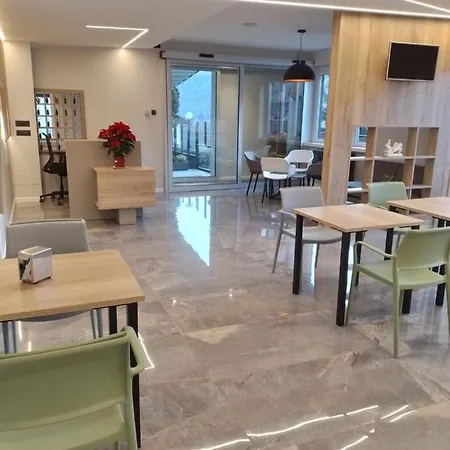 Hotel Ristorante Miravalle Teglio